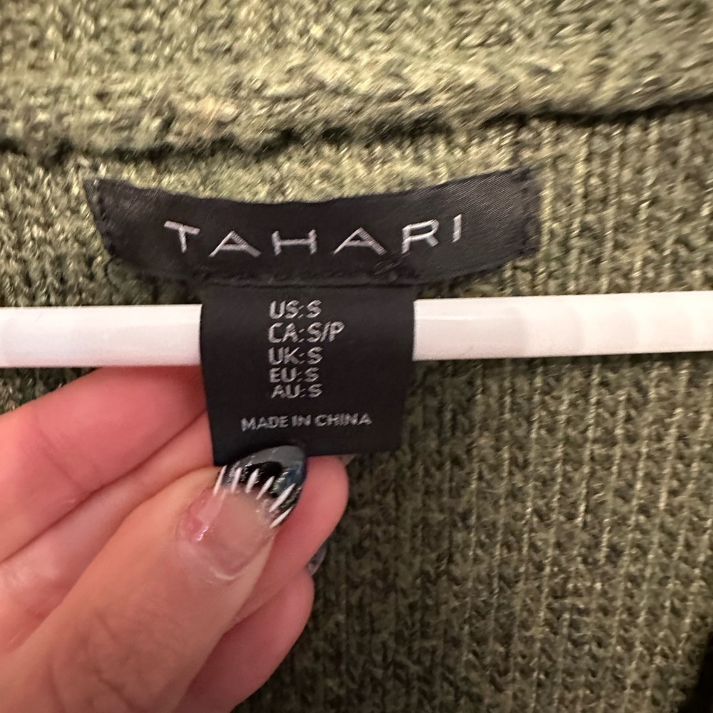 Tahari Olive Cable Knit Open Long Cardigan Size Small - Picture 2 of 6